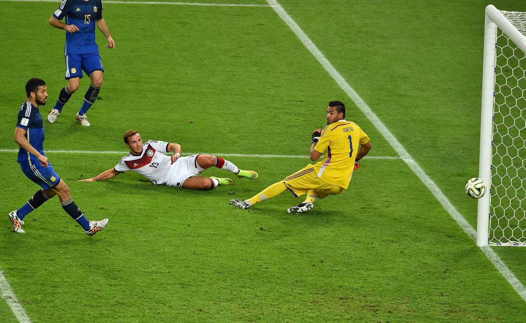 ألمانيا تنصب نفسها بطلة للمونديال وتضيف الكأس الرابعة عبر الشباك الأرجنتينية