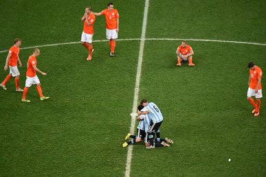 الأرجنتين إلى نهائي مونديال البرازيل