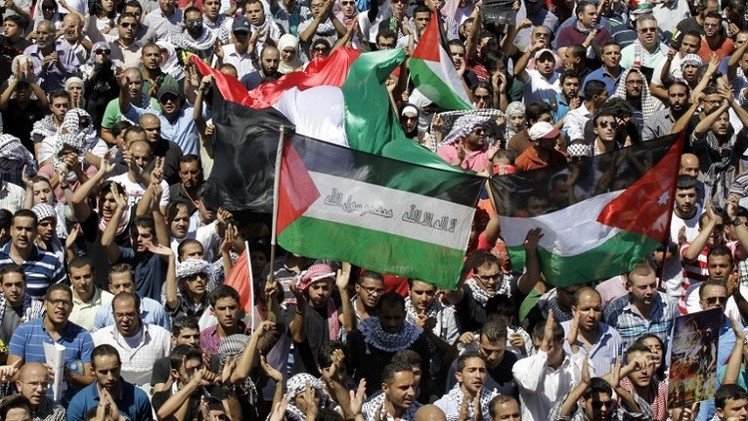 آلاف الأردنيين يتظاهرون تضامنا مع غزة