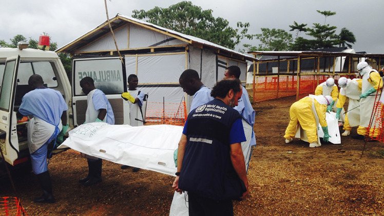 الرئيس النيجيري يدعو سكان بلاده إلى عدم التجمهر لمنع انتشار إيبولا