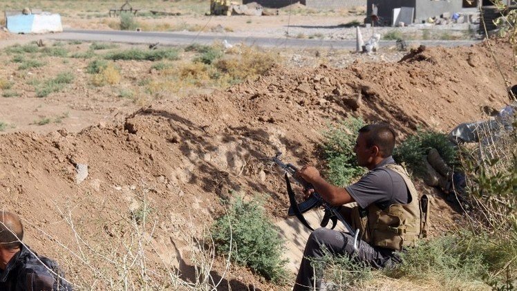 القوات الكردية تشتبك مع "الدولة الإسلامية" بالقرب من أربيل