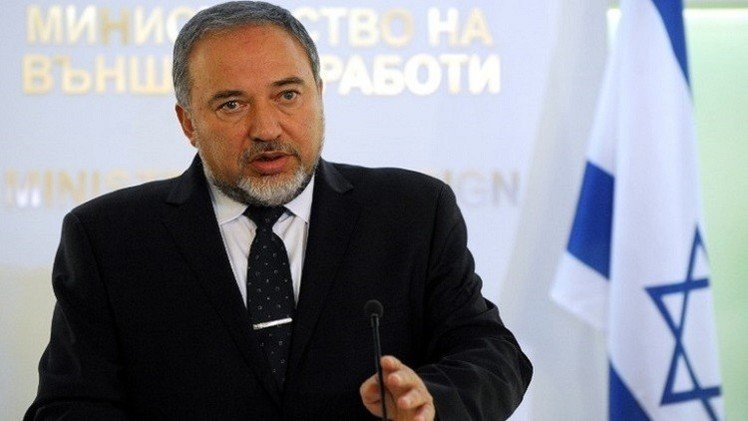 ليبرمان: العملية العسكرية في غزة لن تنتهي قبل استعادة جثامين الجنود الإسرائيليين