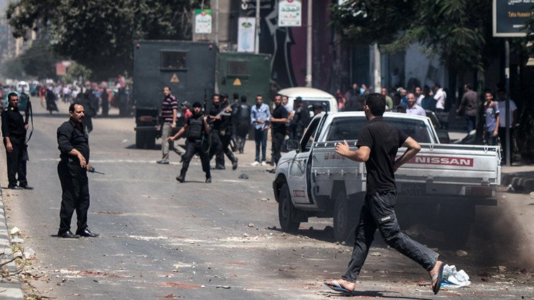 مقتل 5 أشخاص في اشتباكات بين الإخوان وقوات الأمن المصرية