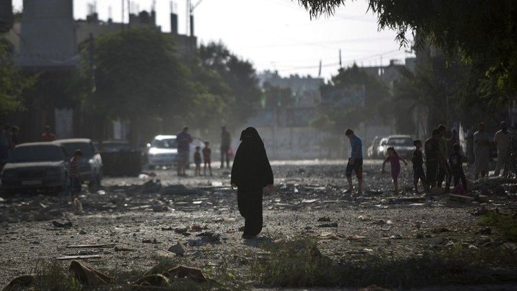 مصر تدعو إسرائيل والفلسطينيين إلى استئناف المفاوضات