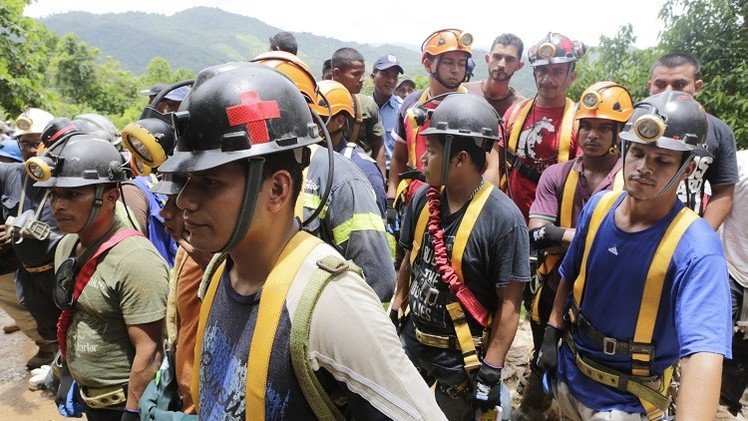 20 شخصا عالقون على عمق 800 متر جراء انهيار منجم شمال نيكاراغوا