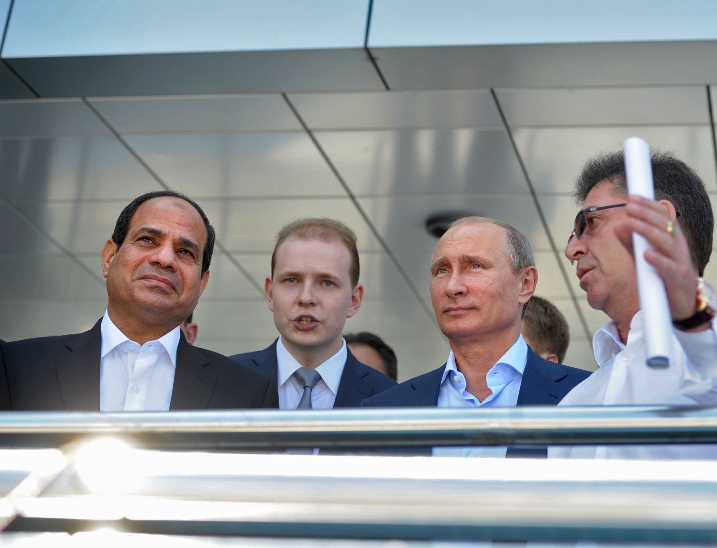 الرئيس الروسي بوتين مع الرئيس المصري السيسي في موقع إجراء المسابقات على الزلاجات 12 أغسطس/آب.