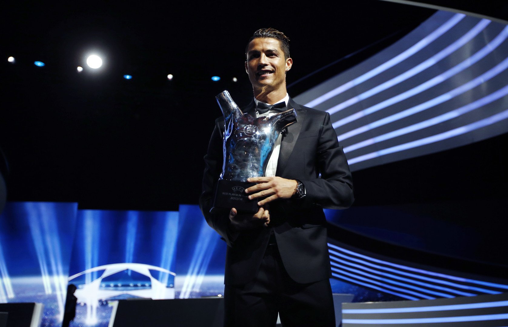 رونالدو أفضل لاعب في أوروبا لعام 2014