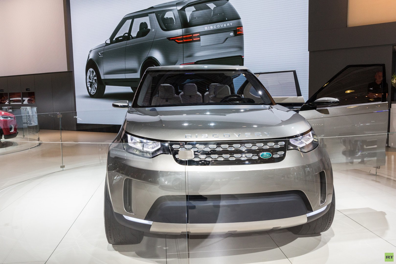 LAND ROVER DISCOVERY VISION 