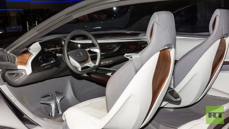 OPEL MONZA  سيارة صالون