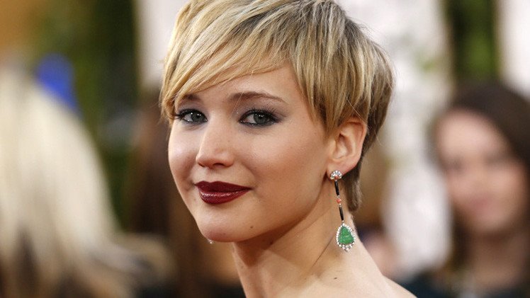 عصابة من قراصنة الكمبيوتر وراء تسريب صور المشاهير العارية