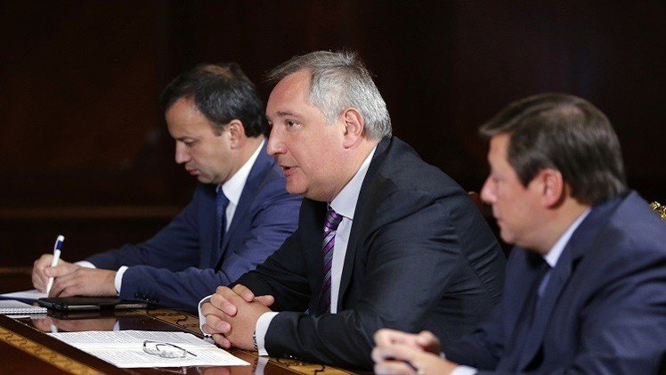 روغوزين: زحف الناتو نحو الشرق محاولة لجر روسيا إلى سباق التسلح