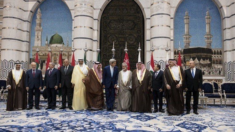 عشر دول عربية تلتزم العمل مع واشنطن في محاربة 