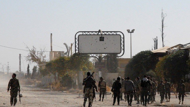 مقتل أكثر من 40 شخصا في دوما والجيش السوري يسيطر على بلدة حلفايا في حماة