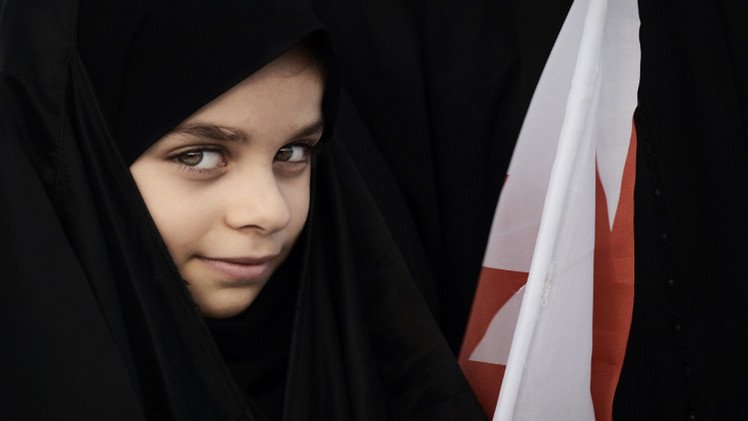 المنامة تتهم الدوحة بمواصلة تجنيس بحرينيين