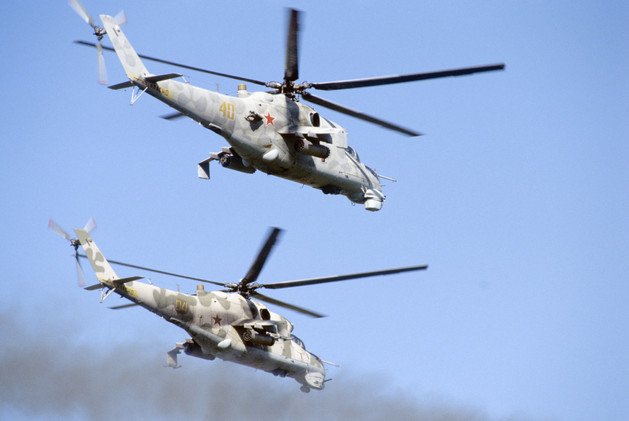  مروحيات مقاتلة من طراز "مي – 24"