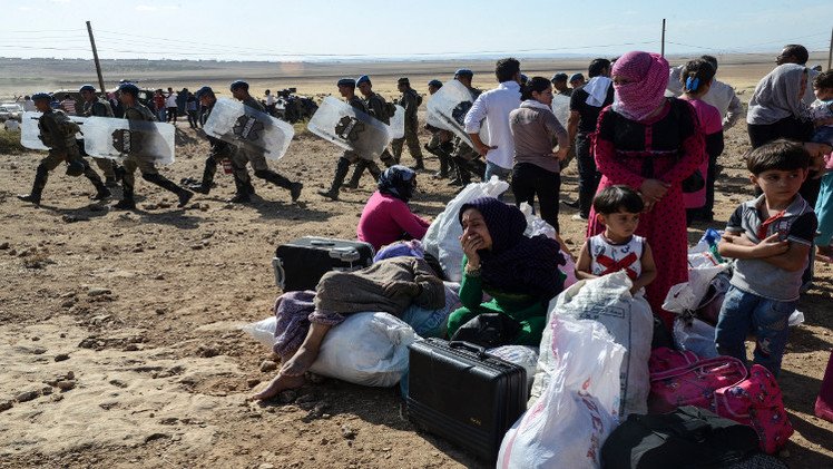 تركيا تفتح حدودها لآلاف الأكراد السوريين الفارين   