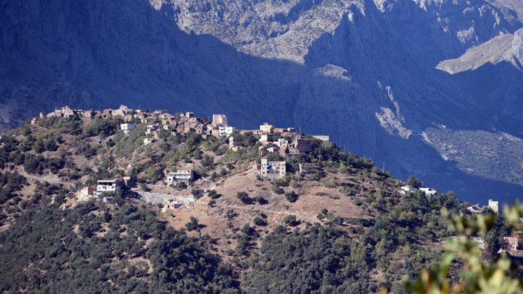 الجيش الجزائري يعلن عن تصفية مسلح ومواصلة البحث عن الرهينة الفرنسي
