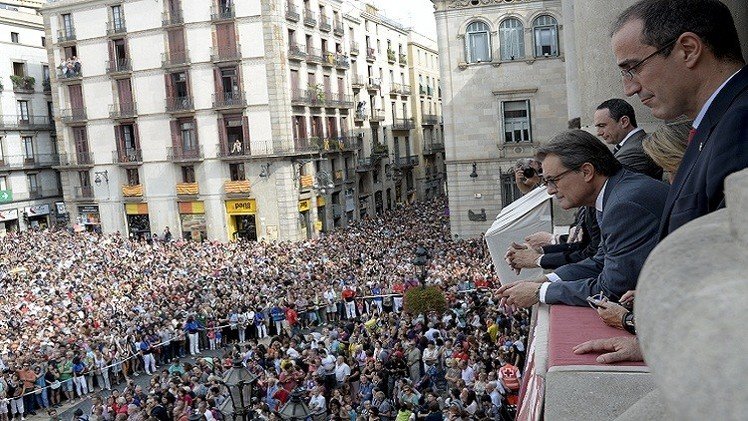 كتالونيا تعلن الاستفتاء للاستقلال عن مدريد