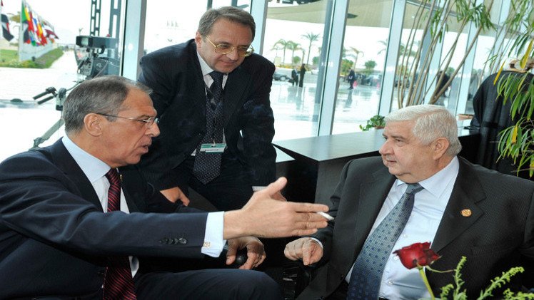 المعلم: دمشق متشككة بالنوايا الحقيقية للتحالف في محاربة داعش