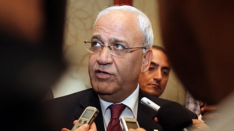 عريقات يشبه نتانياهو بقائد "الدولة الإسلامية"