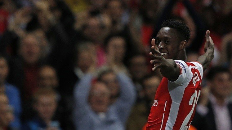 ويلبيك يهز شباك غلطة سراي بهاتريك في دوري أبطال أوروبا