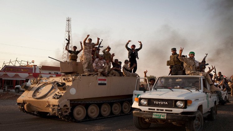 مقتل 17 جنديا عراقيا و40 مسلحا من تنظيم الدولة الإسلامية في الأنبار