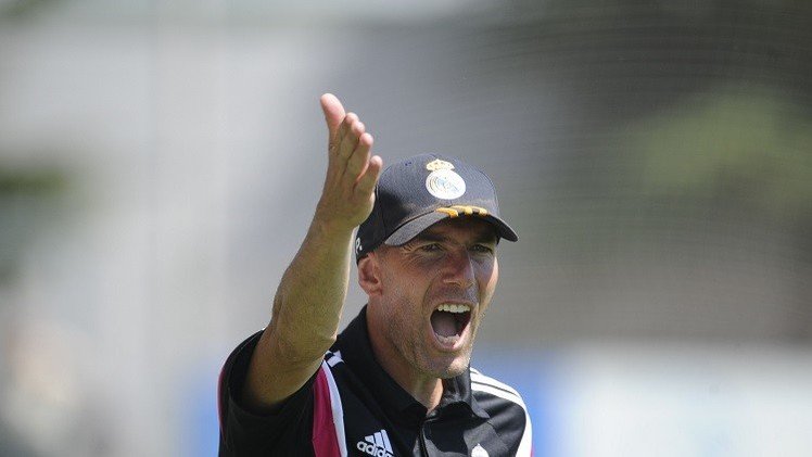 زيدان يعاني في أول مهماته التدريبية