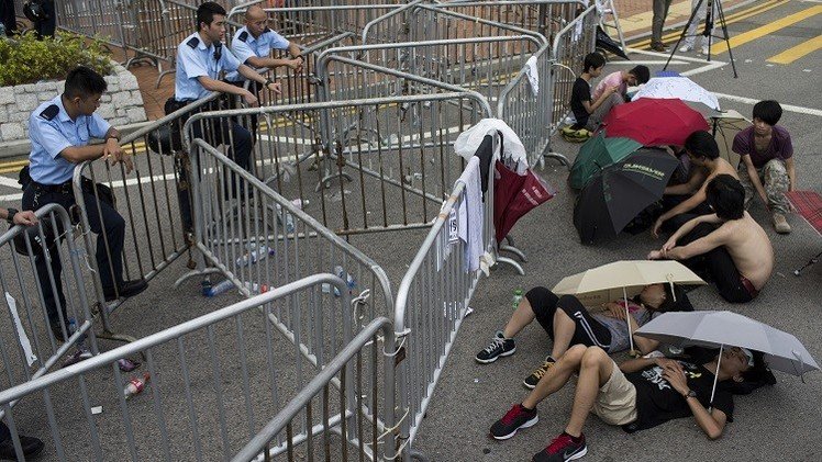 إلغاء لقاء بين حكومة هونغ كونغ والطلبة المحتجين