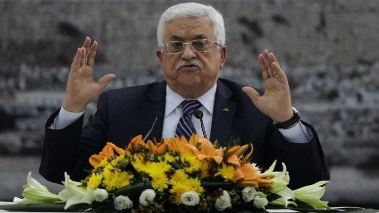 عباس يحذر  إسرائيل من الانزلاق إلى "صراع ديني" بعد اقتحام الأقصى