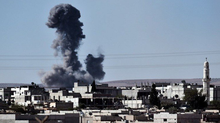 وفد كردي عراقي يصل المعبر الحدودي قرب عين العرب