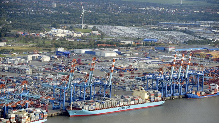 صادرات ألمانيا تتراجع لأقل مستوى في خمس سنوات ونصف