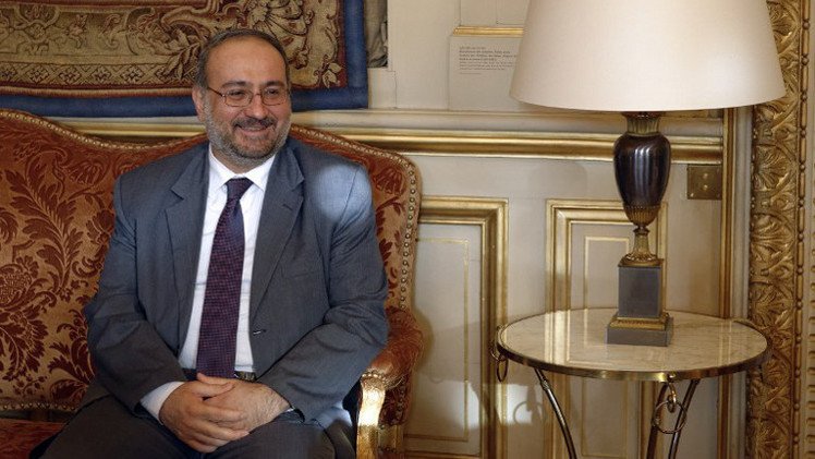 الائتلاف السوري المعارض يعيد انتخاب أحمد طعمة رئيسا للحكومة المؤقتة