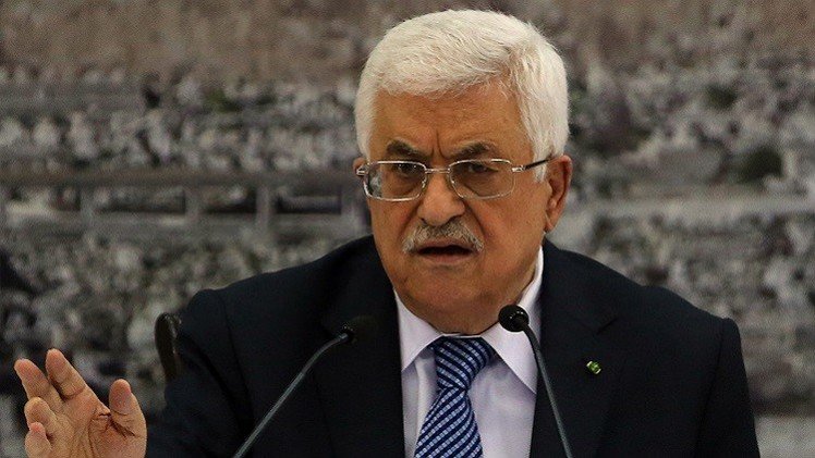 عباس يدعو أعضاء حركة فتح إلى "الرباط" في مسجد الأقصى