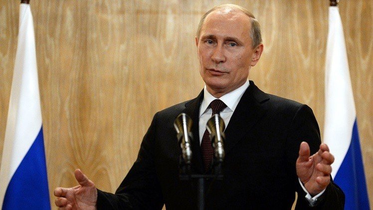 بوتين: روسيا مستعدة للمساعدة في تطبيق طرفي النزاع في أوكرانيا اتفاقية مينسك