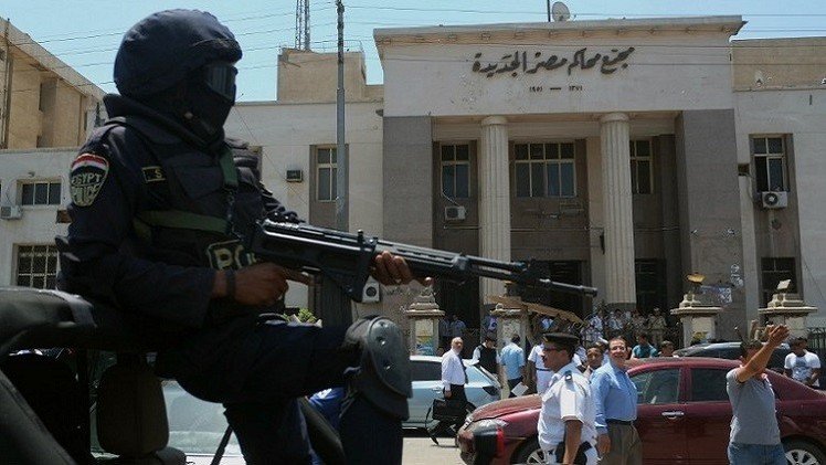 مصر.. المؤبد لـ 12 شخصا بتهم تتعلق بالإرهاب