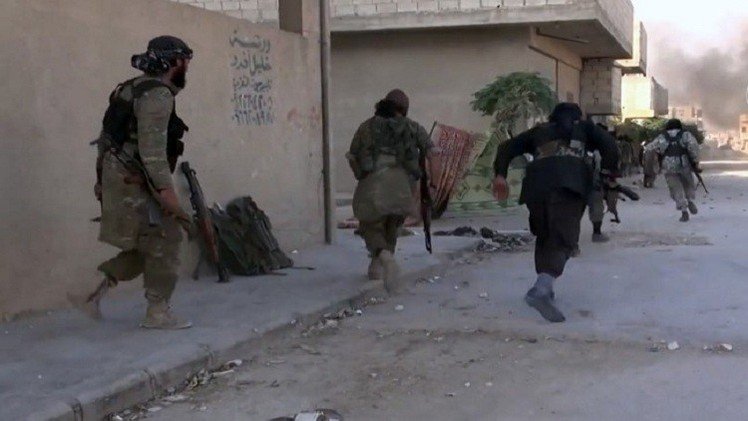 صحيفة: مقتل 4 مسلحين فرنسيين في سوريا