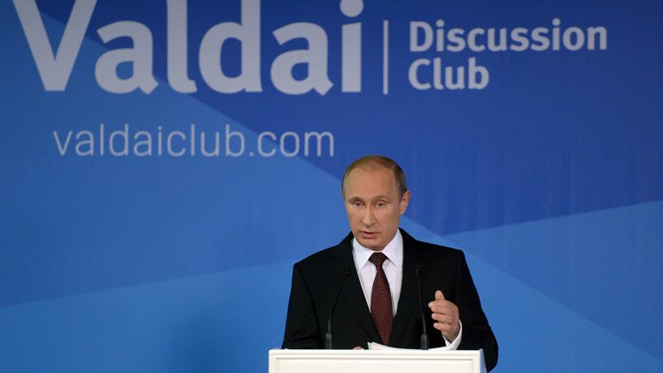 بوتين: العقوبات غير قادرة على عزل روسيا