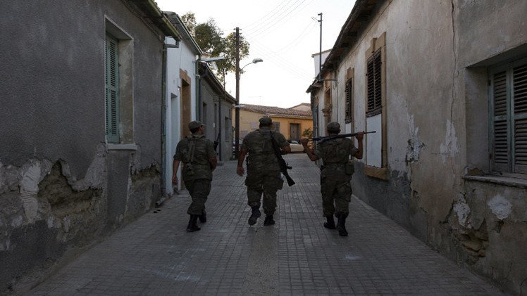 مقتل 3 جنود أتراك برصاص مجهولين جنوب شرقي البلاد