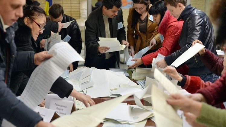 واشنطن تهنئ الأوكرانيين بالانتخابات