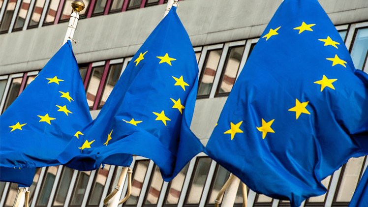بروكسل: لا مسوغات لرفع العقوبات الأوروبية عن روسيا