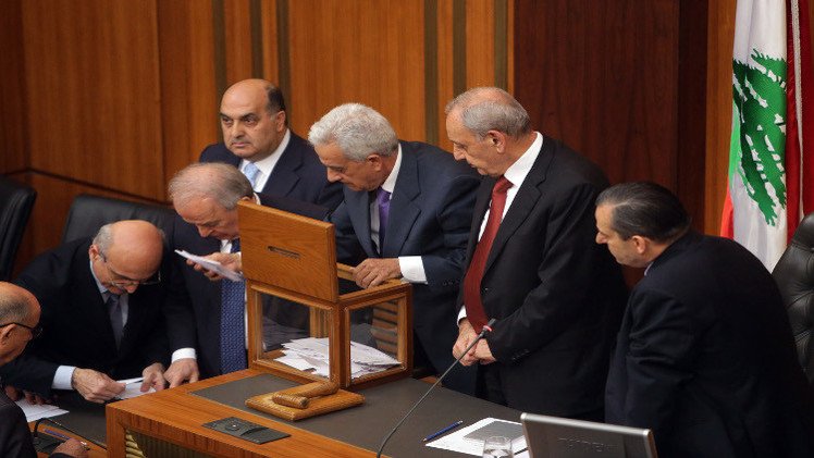 البرلمان اللبناني يفشل للمرة الـ14 في انتخاب رئيس الجمهورية