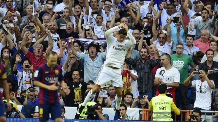 فيديو.. رونالدو ينهي مستقبل لاعب كرة قدم أمريكية