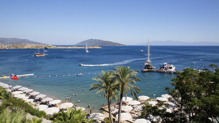 عائدات السياحة التركية تبلغ 12.9 مليار دولار في الربع الثالث 