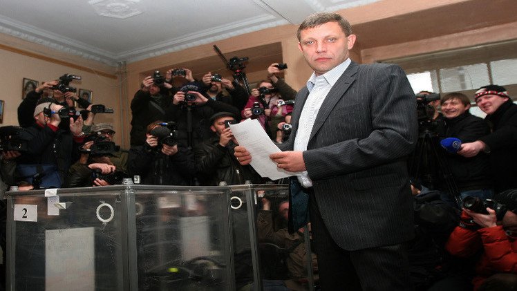 زاخارتشينكو وبلوتنيتسكي يفوزان بالانتخابات الرئاسية في دونيتسك ولوغانسك شرق أوكرانيا