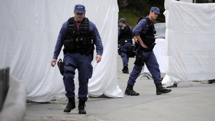 مقتل 3 أشخاص في تبادل لإطلاق النار قرب محطة للقطارات في سويسرا