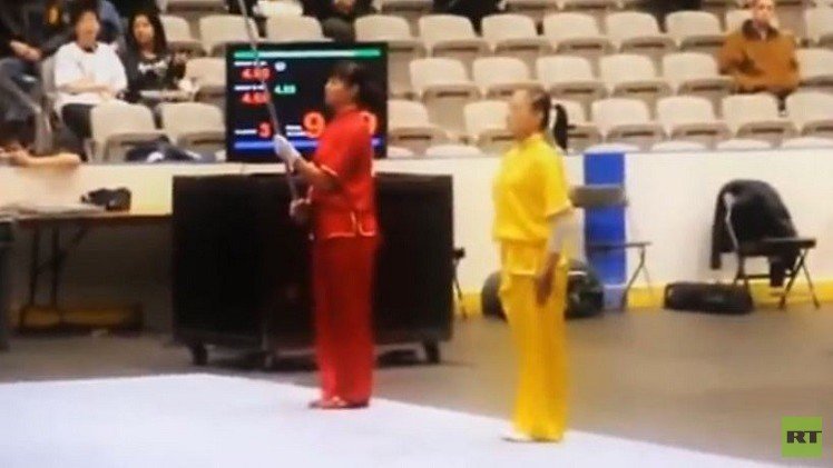 فيديو.. براعة شابتين في الفنون القتالية الصينية