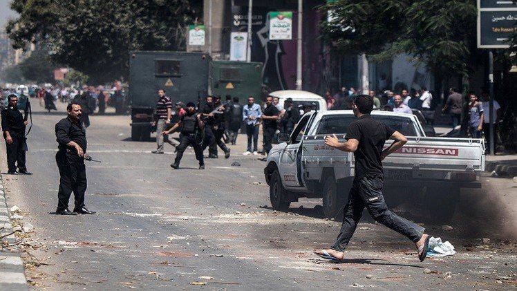 قتلى وجرحى باشتباكات في مصر