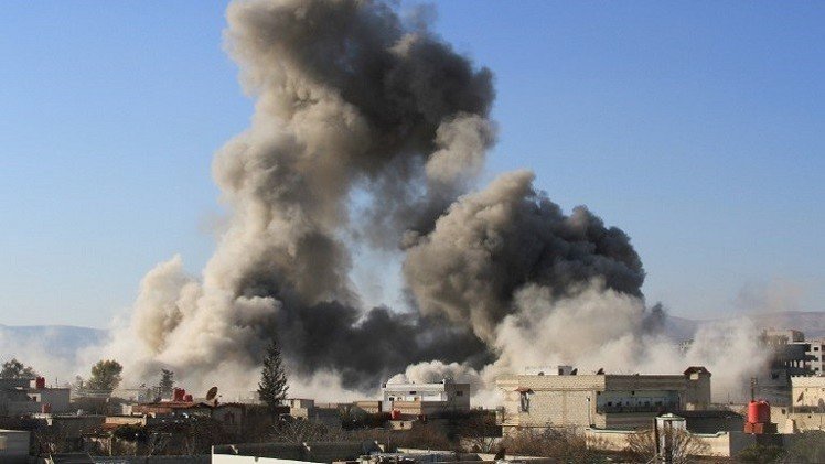 مقتل 21 شخصا في قصف مقاتلات سورية لبلدة يسيطر عليها داعش  