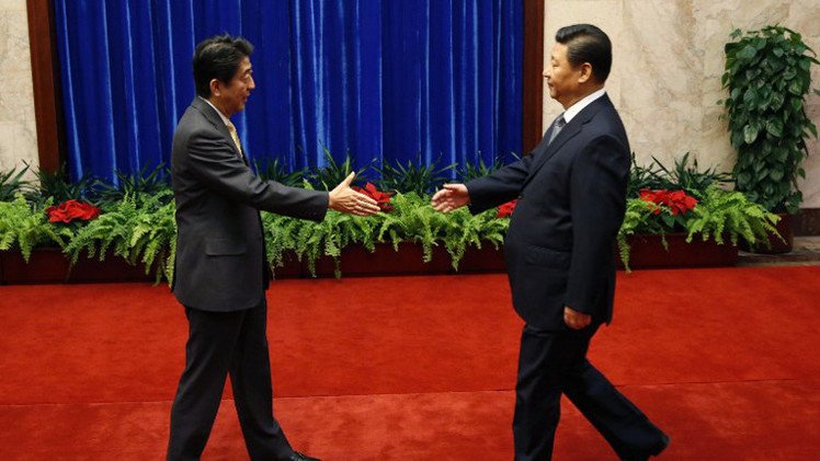 الرئيس الصيني يدعو اليابان إلى تبني سياسة عسكرية وأمنية 