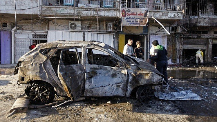 17 قتيلا و57 جريحا في هجومين بسيارتين مفخختين في بغداد
